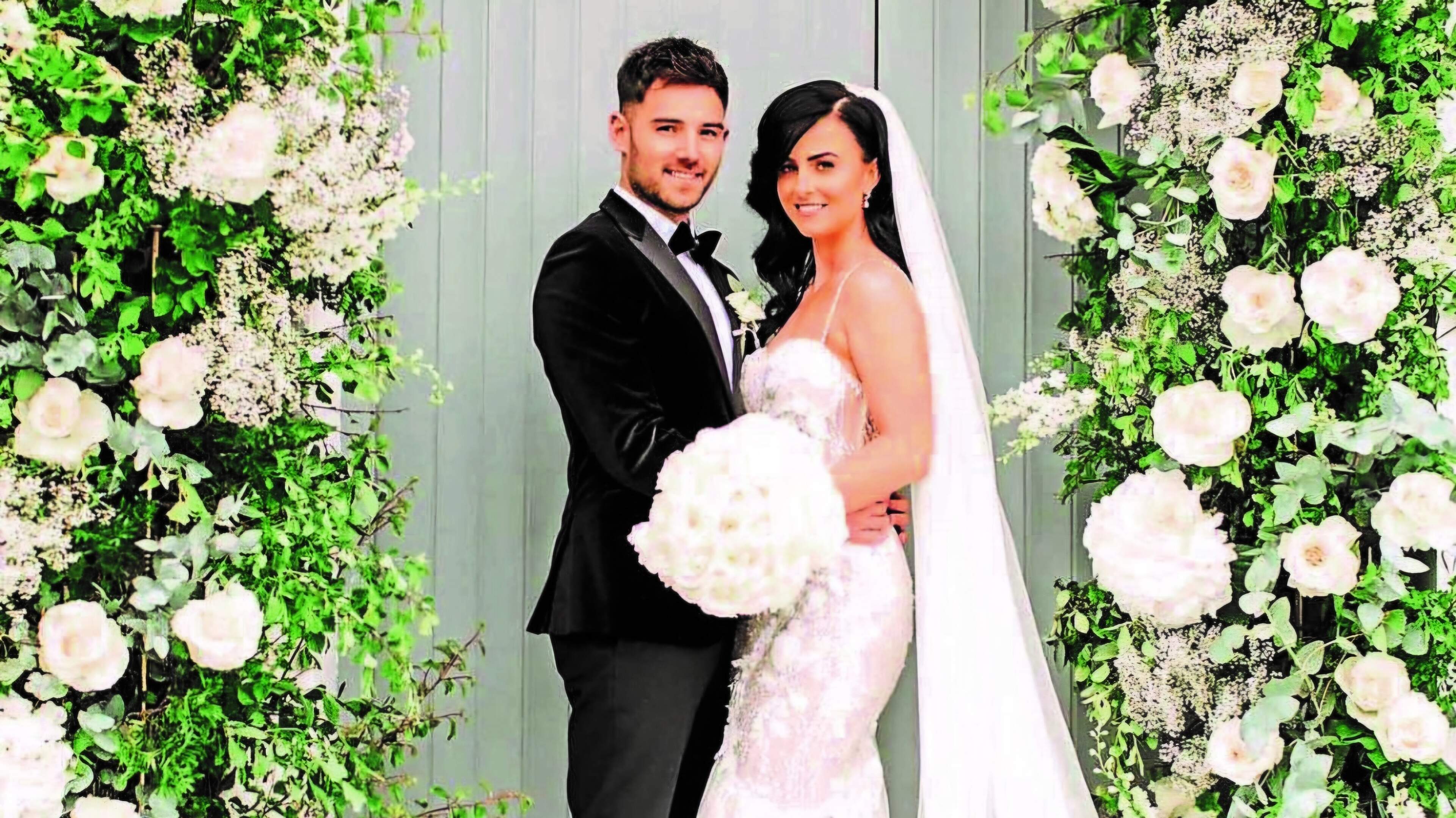 Country music star Lisa McHugh reveals marriage split